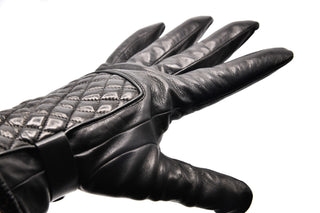 Mario Portolano Leather Textured Button Clasp Gloves